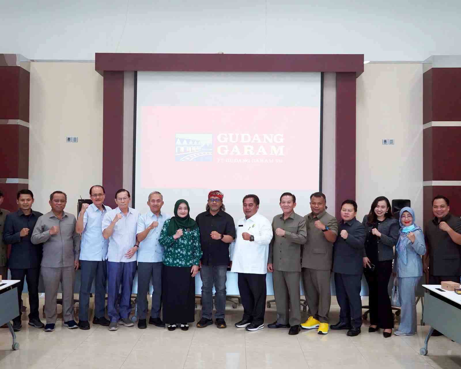 Ketua TP PKK Temanggung Dorong Pabrikan Serap Tembakau Lokal