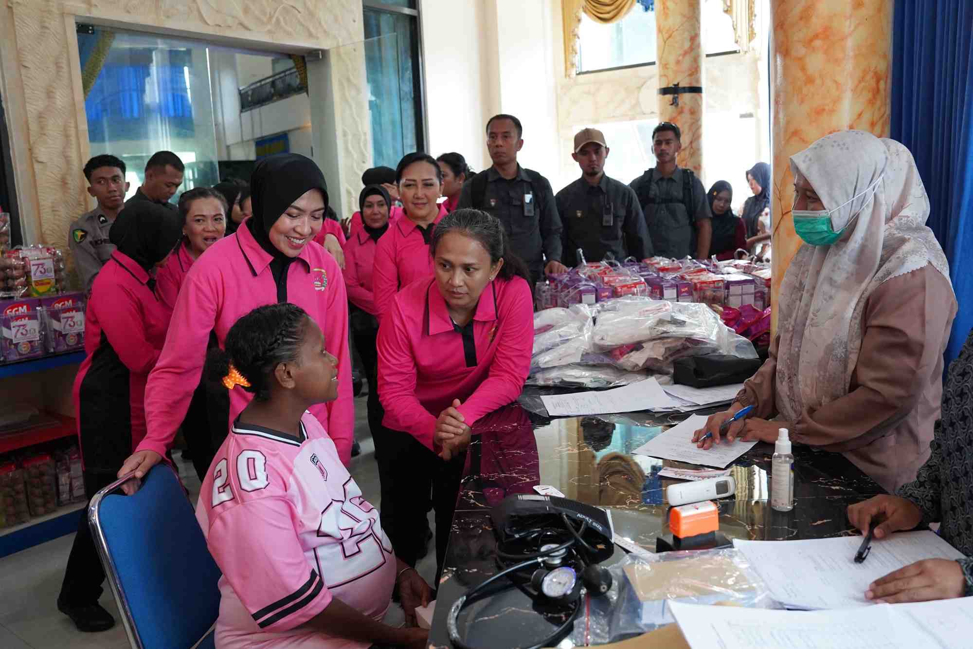 Ketua Umum Bhayangkari Pimpin Aksi Sosial Peduli Negeri di Raja Ampat
