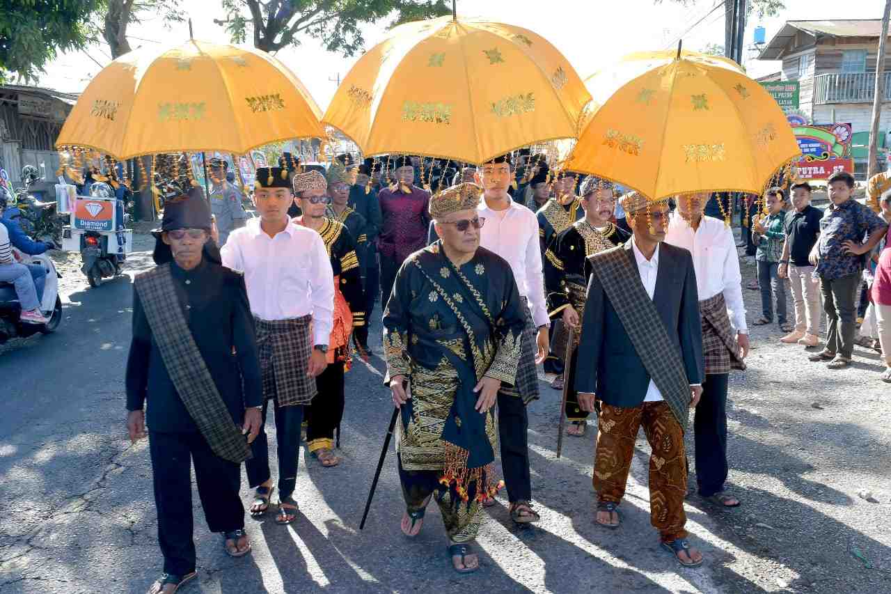 Aristo Munandar Sandang Gelar Datuak Bagindo Kayo, Simbol Kebangkitan Adat di Agam