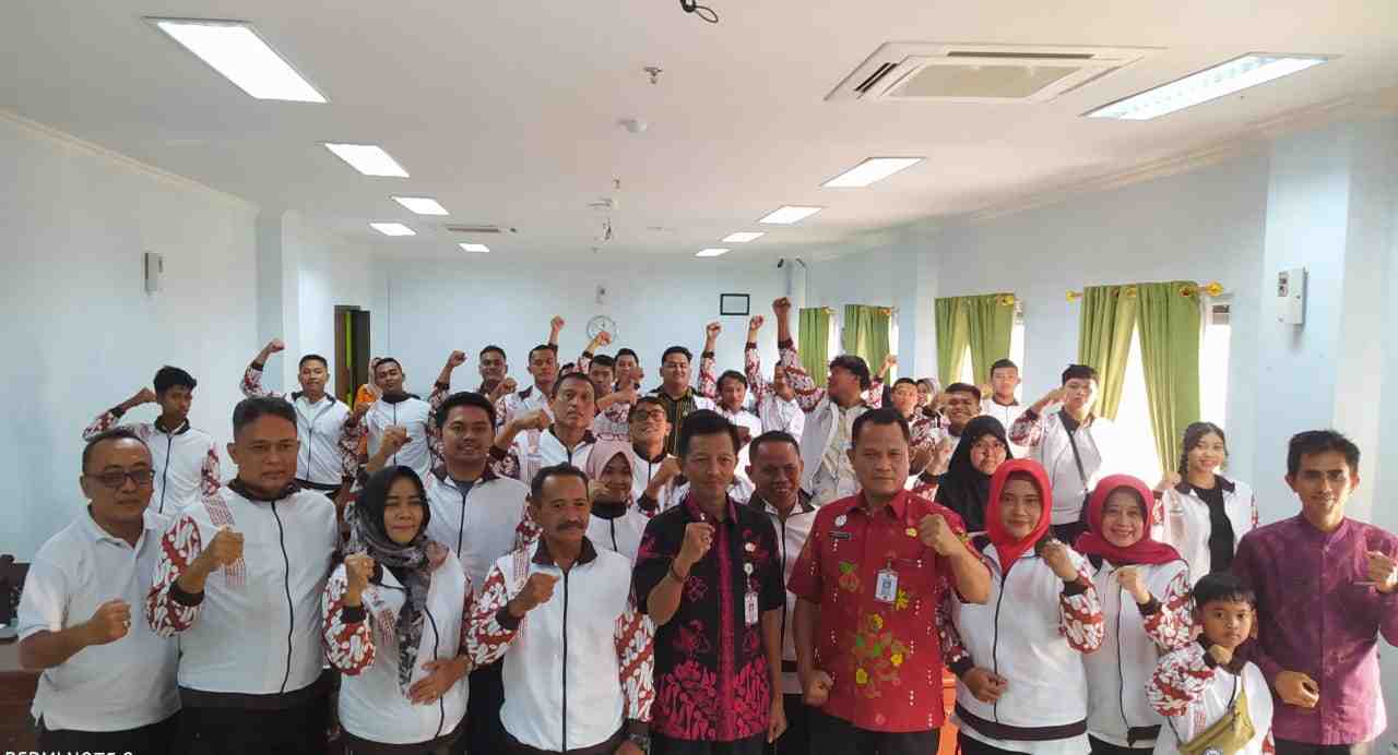 Sekda Demak Lepas Kontingen KORMI Berlaga di FORNAS 2025 VIII NTB