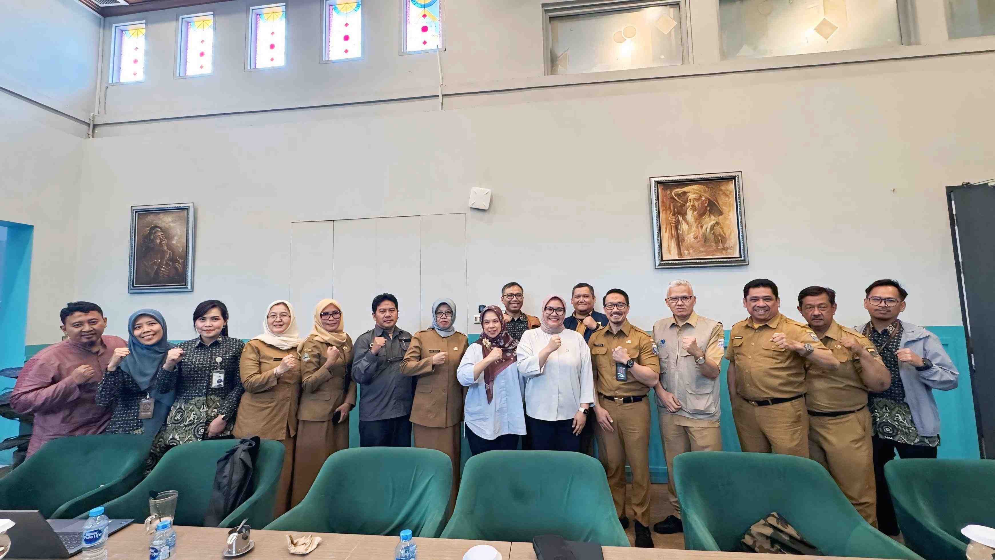 Senator Agita Dorong Pemerintah Validasi Ulang Data DTSEN, 1,8 Juta Warga Jabar Kehilangan Hak Sosial