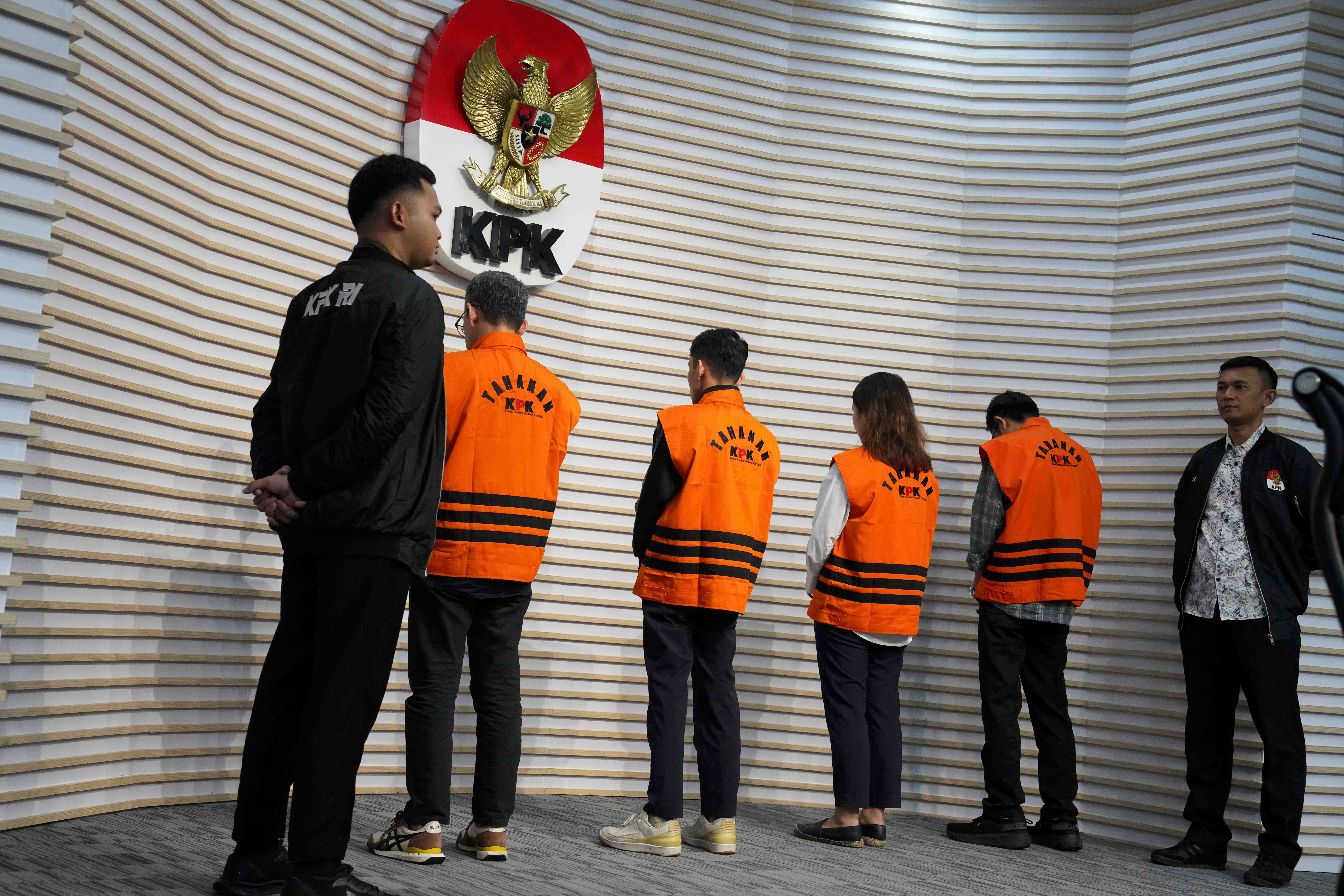 KPK Kembali Tahan Empat Tersangka Baru Korupsi Tenaga Kerja Asing di Kemnaker