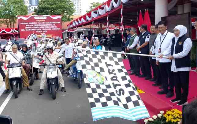 Khofifah Lepas Anjangsana 80 Tahun Kemerdekaan, 113 Pelaku Sejarah dan Keluarganya Terima Tali Asih