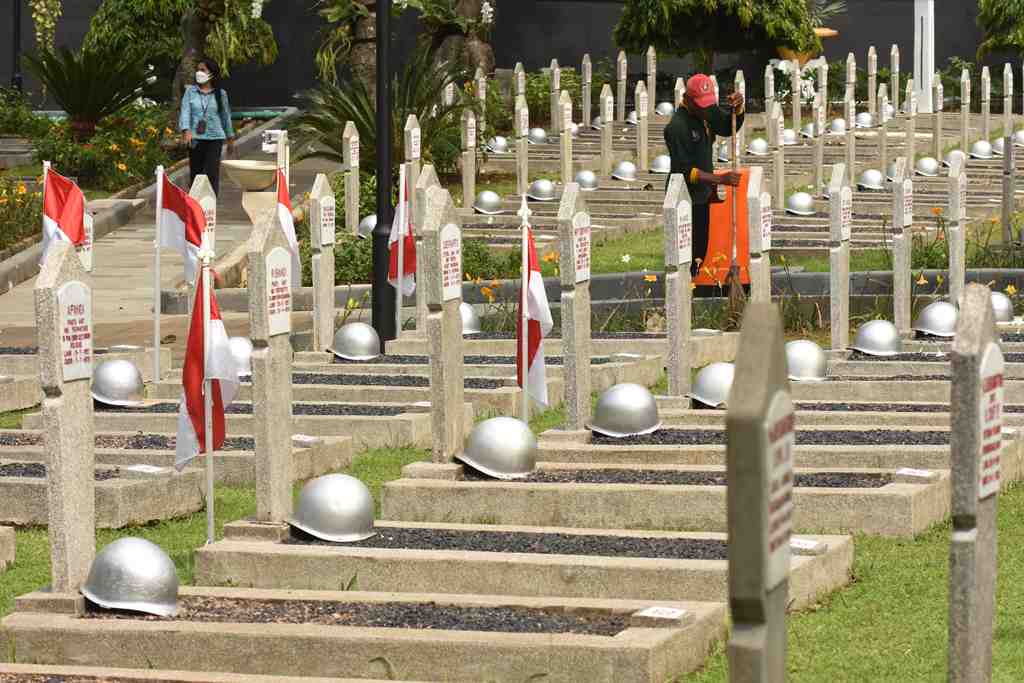 Renungan Suci di Kalibata: Dialog Sunyi Bangsa dengan Para Pahlawan