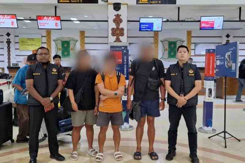 Imigrasi Sabang Deportasi Tiga WNA