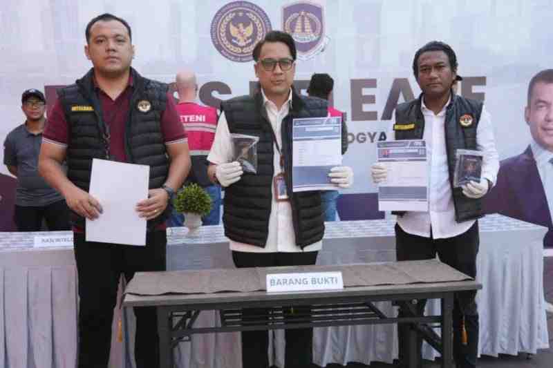 Penyalahgunaan Izin Tinggal, Imigrasi Yogyakarta Deportasi Empat WNA