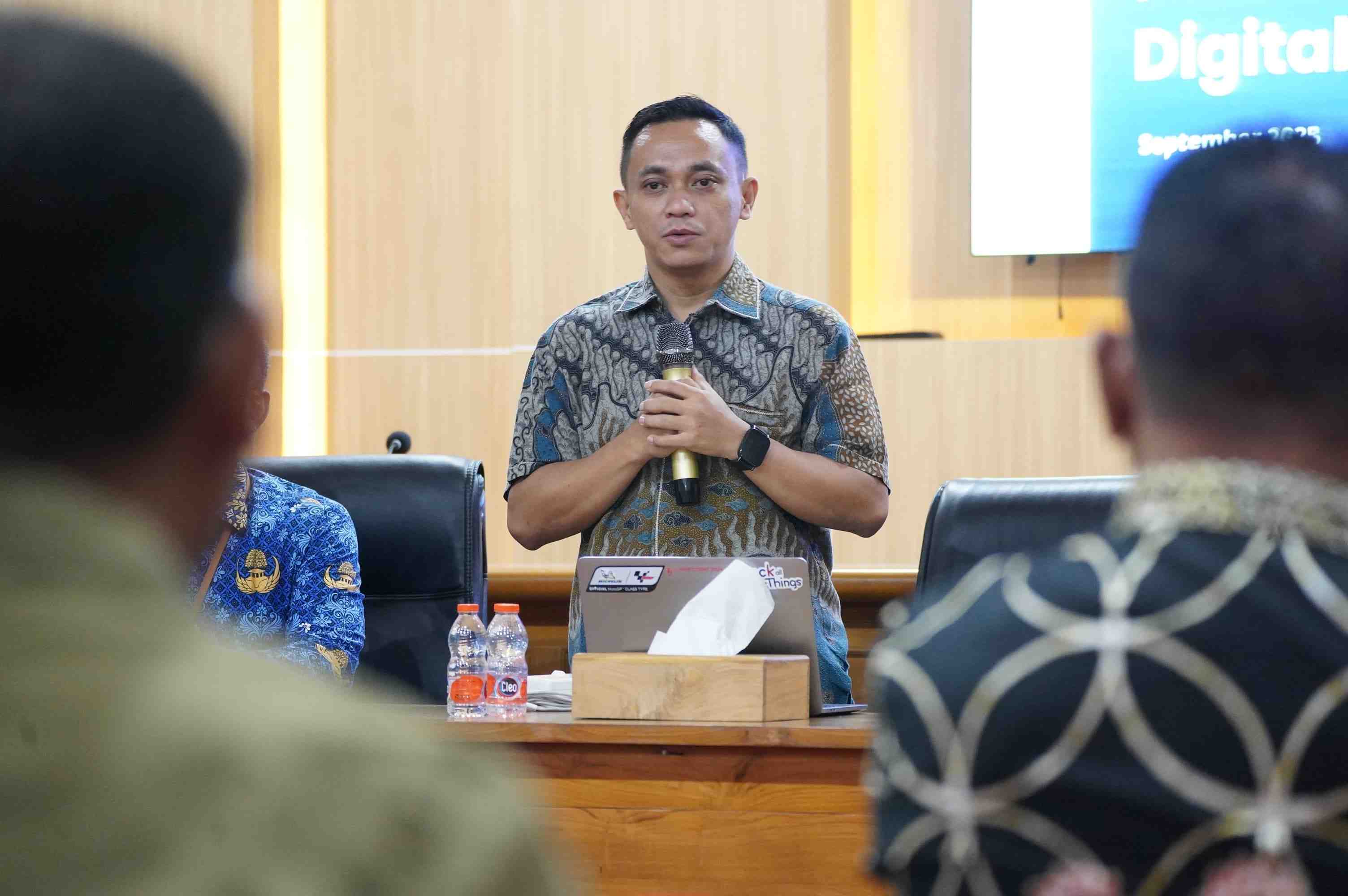 Reformasi Bansos Berbasis Digital: Pemerintah Uji Skema Registrasi Mandiri di Banyuwangi