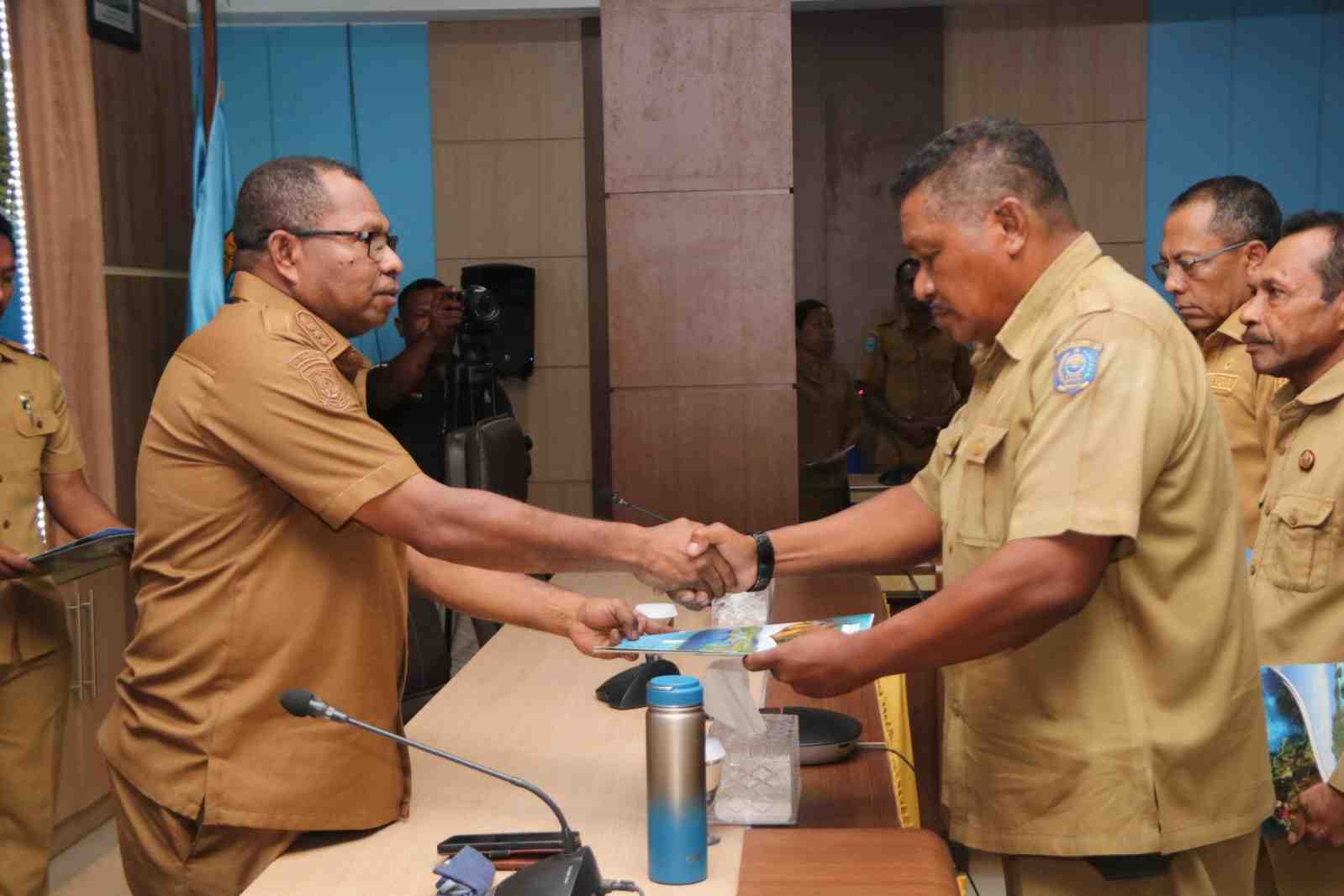 Bupati Raja Ampat Tunjuk Empat Plt untuk Isi Jabatan Kosong OPD