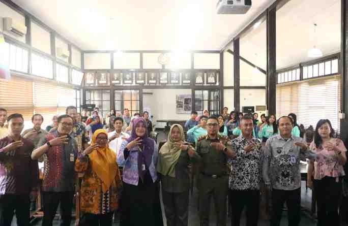 Diskominfo Pontianak Sosialisasikan Perda Tibum dan Perwa Jam Malam Anak