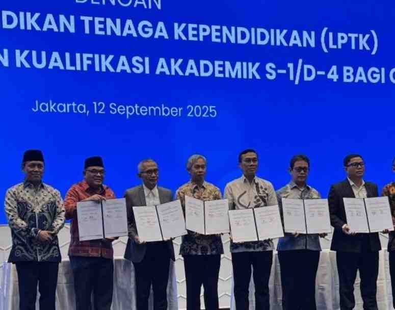 Unusa Terima 210 Guru TK dan SD Program Pemenuhan Kualifikasi Akademik