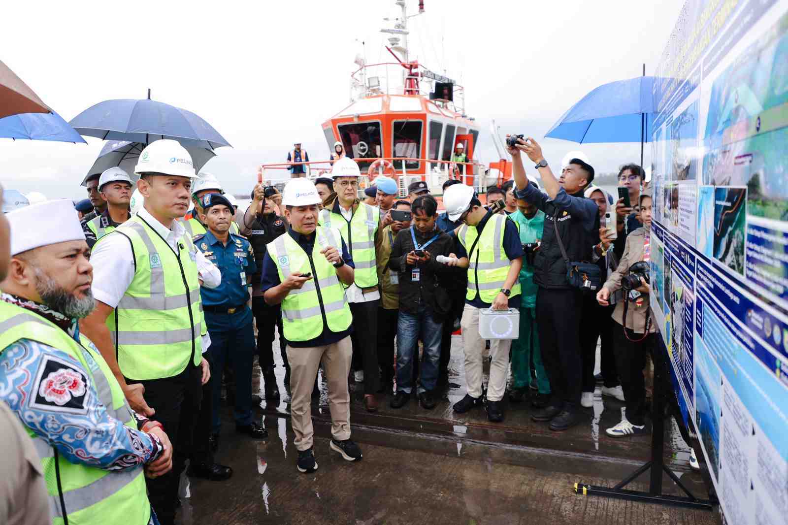 Menko AHY: Pemulihan Alur Pelayaran Lebih Cepat dari Target