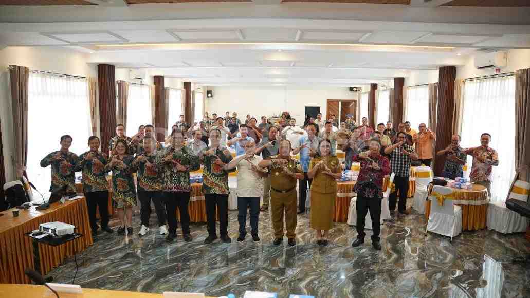 Bupati Sangggau Buka Rakerda LP3KD, Tekankan Seni sebagai Sarana Penguatan Iman Umat Katolik