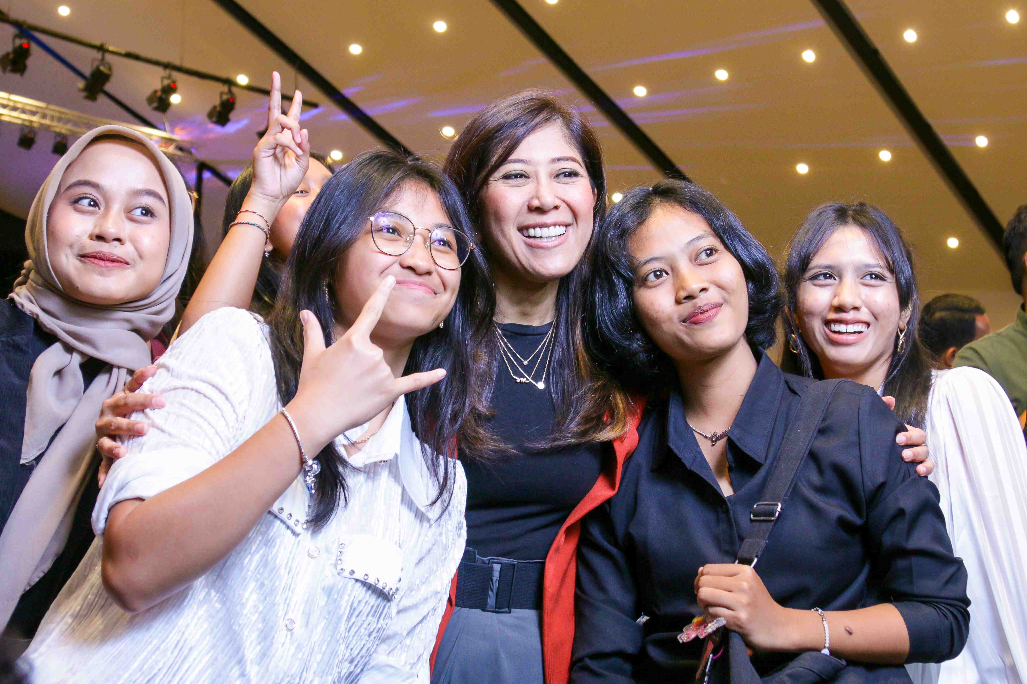 Ratusan Perempuan Antusias Hadiri Talkshow Inspiratif She-Connects di Bali
