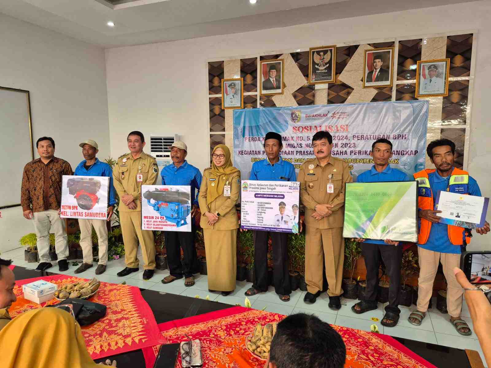 DKP Demak Luncurkan Aplikasi ADIPTa Terintegrasi XSTAR dan Salurkan Bantuan untuk Nelayan