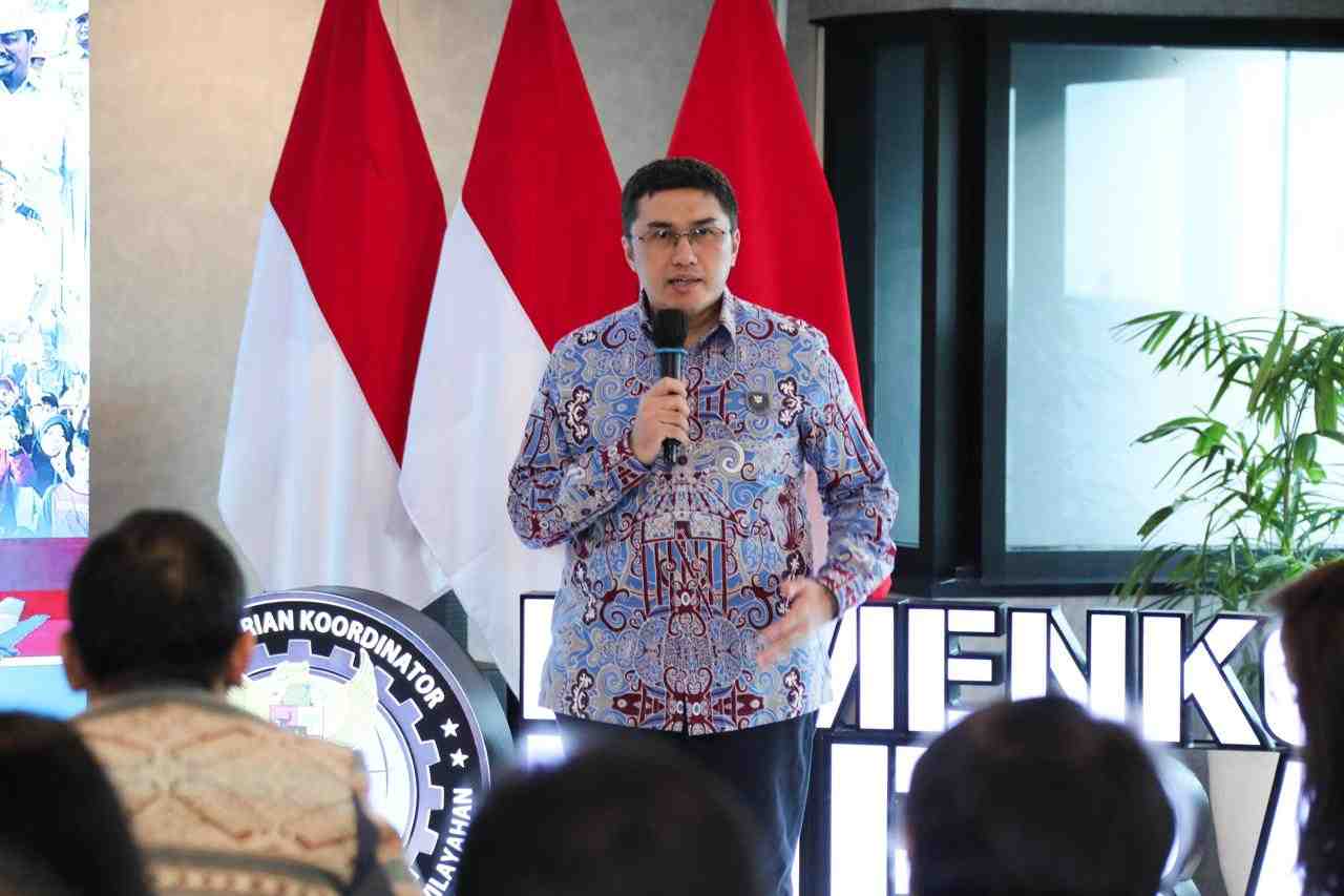 Stafsus Klarifikasi Terkait Rombongan Menko AHY Salip Mobil Sultan HB X