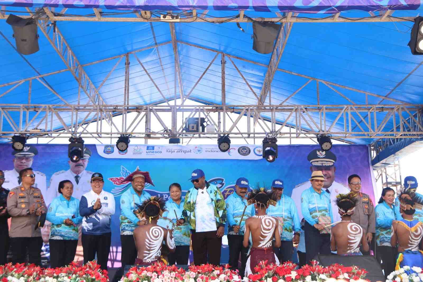 Festival Pesona Raja Ampat 2025 dan Gemarikan Resmi Dibuka