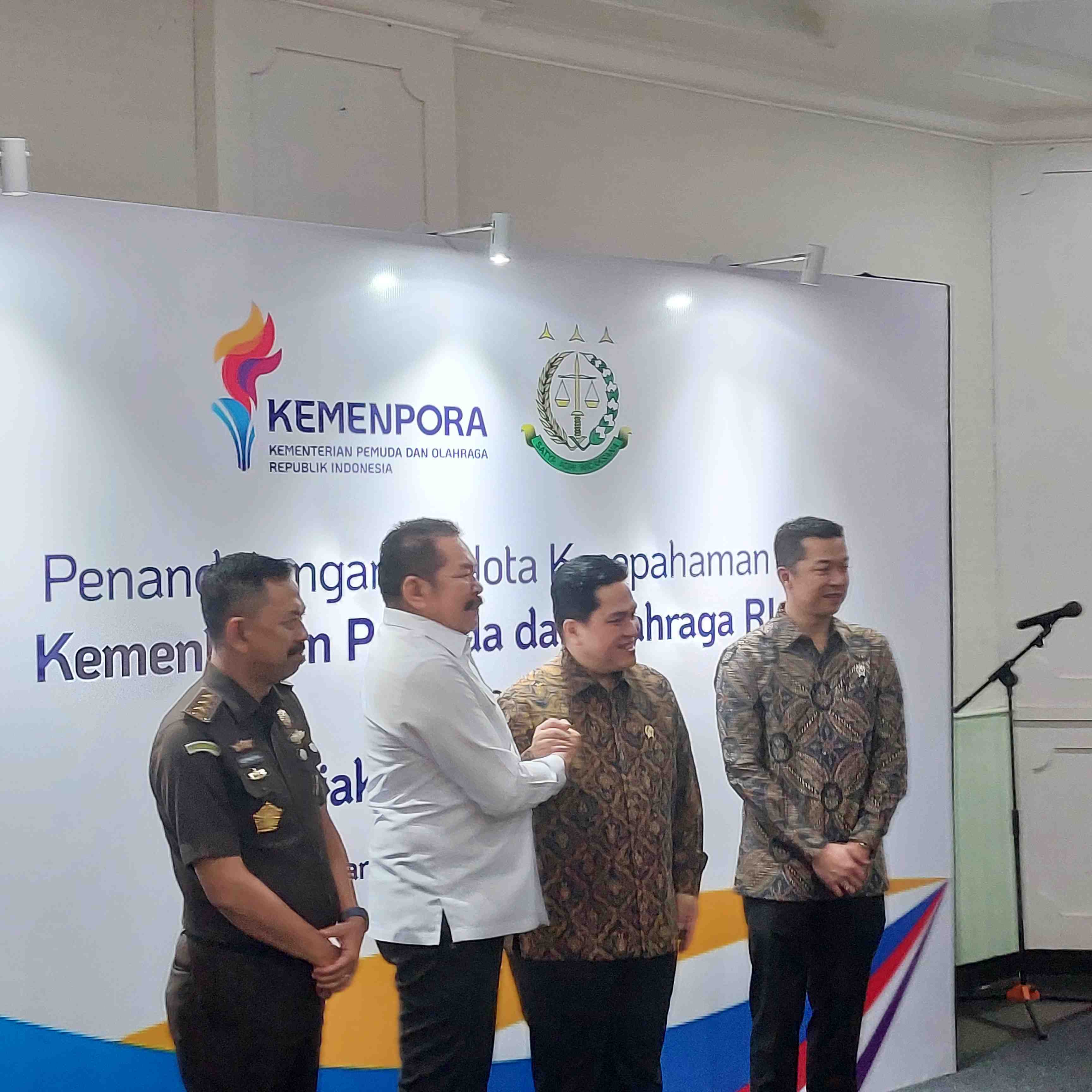 Kemenpora-Kejaksaan Agung Tandatangani MoU Tata Kelola dan Pendampingan Hukum Program Strategis Olahraga dan Kepemudaan