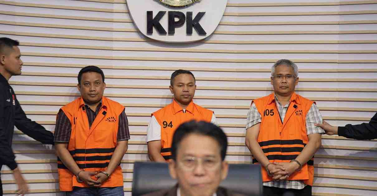 KPK Tetapkan Gubernur Riau dan Pejabat Pemprov Tersangka atas Kasus Suap Tambahan Anggaran Rp177 Miliar