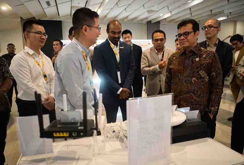 Pemerintah Siapkan Regulasi AI Nasional untuk Seimbangkan Inovasi dan Perlindungan Masyarakat
