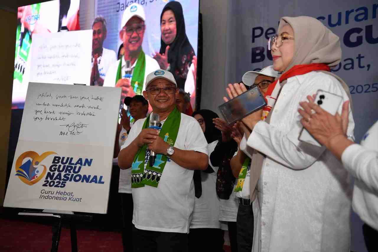 Mendikdasmen Abdul Mu'ti: Guru Adalah Profesi Mulia, Pemerintah Naikkan Insentif dan Beasiswa Pendidikan