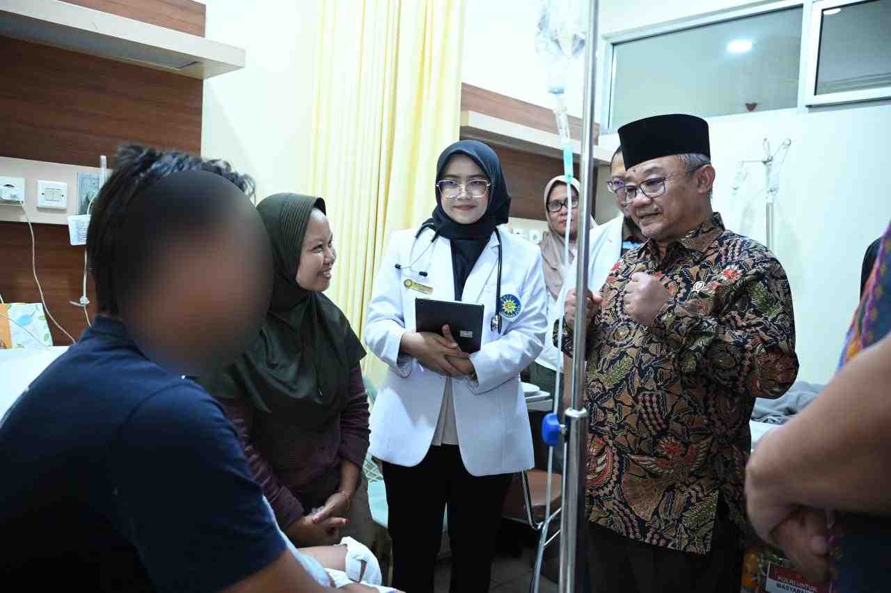 Usai Ledakan SMAN 72 Jakarta, Mendikdasmen Abdul Mu'ti Pastikan Dukungan Pemulihan Fisik dan Mental Murid
