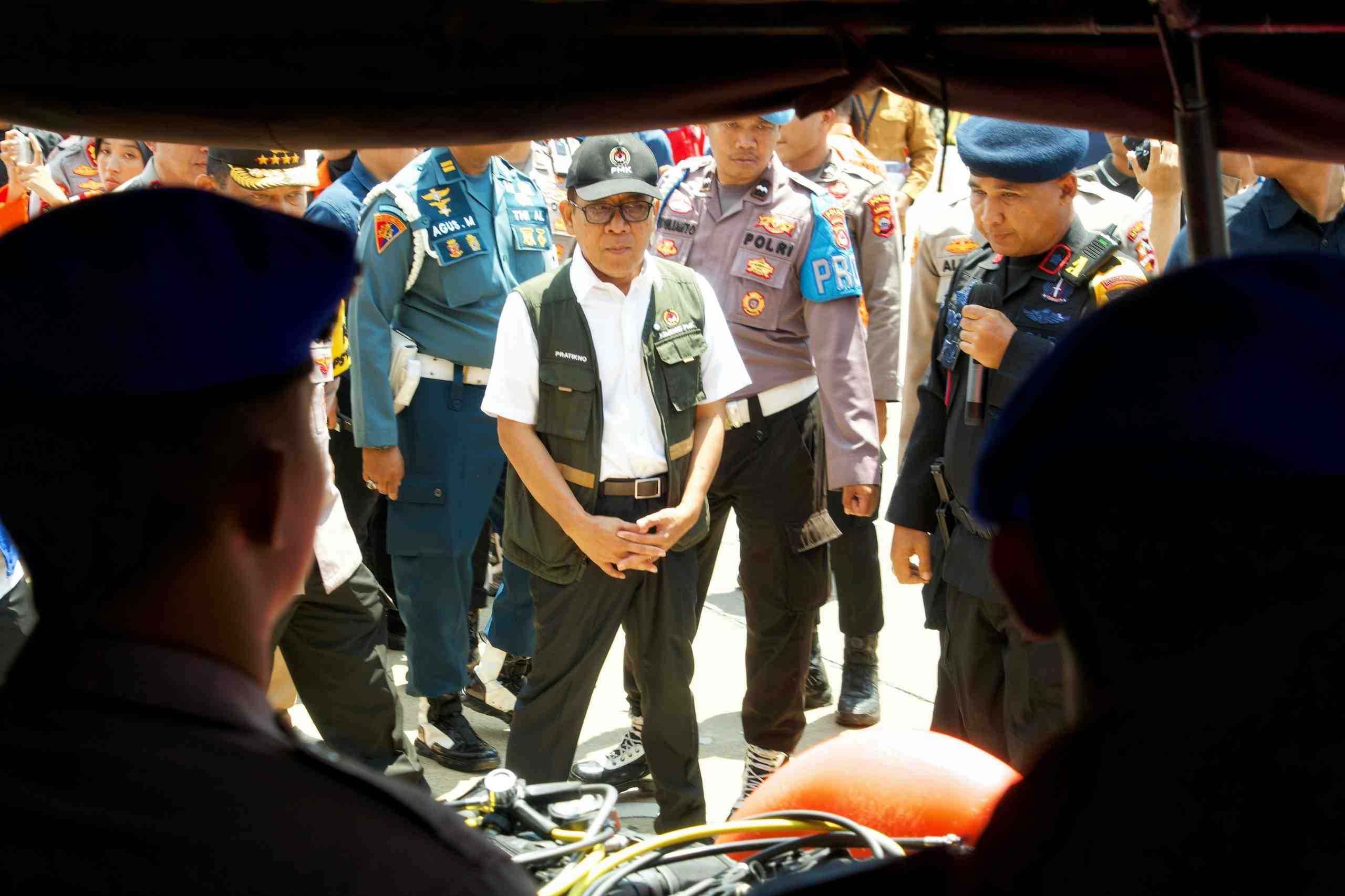 Menko PMK: Pelayanan Nataru Harus Aman, Nyaman, Lancar, dan Tanggap Risiko Cuaca Ekstrem