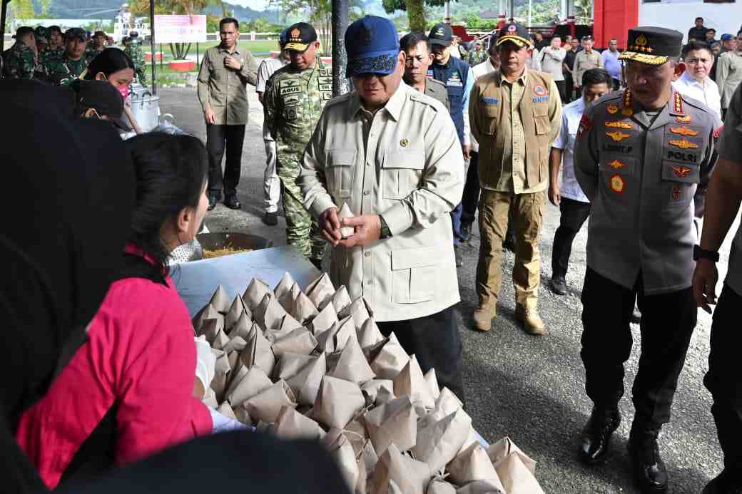 [Siaran Pers] Pemerintah: Stok Beras Bulog di Sumut Melimpah, Kebutuhan Korban Bencana Terjamin