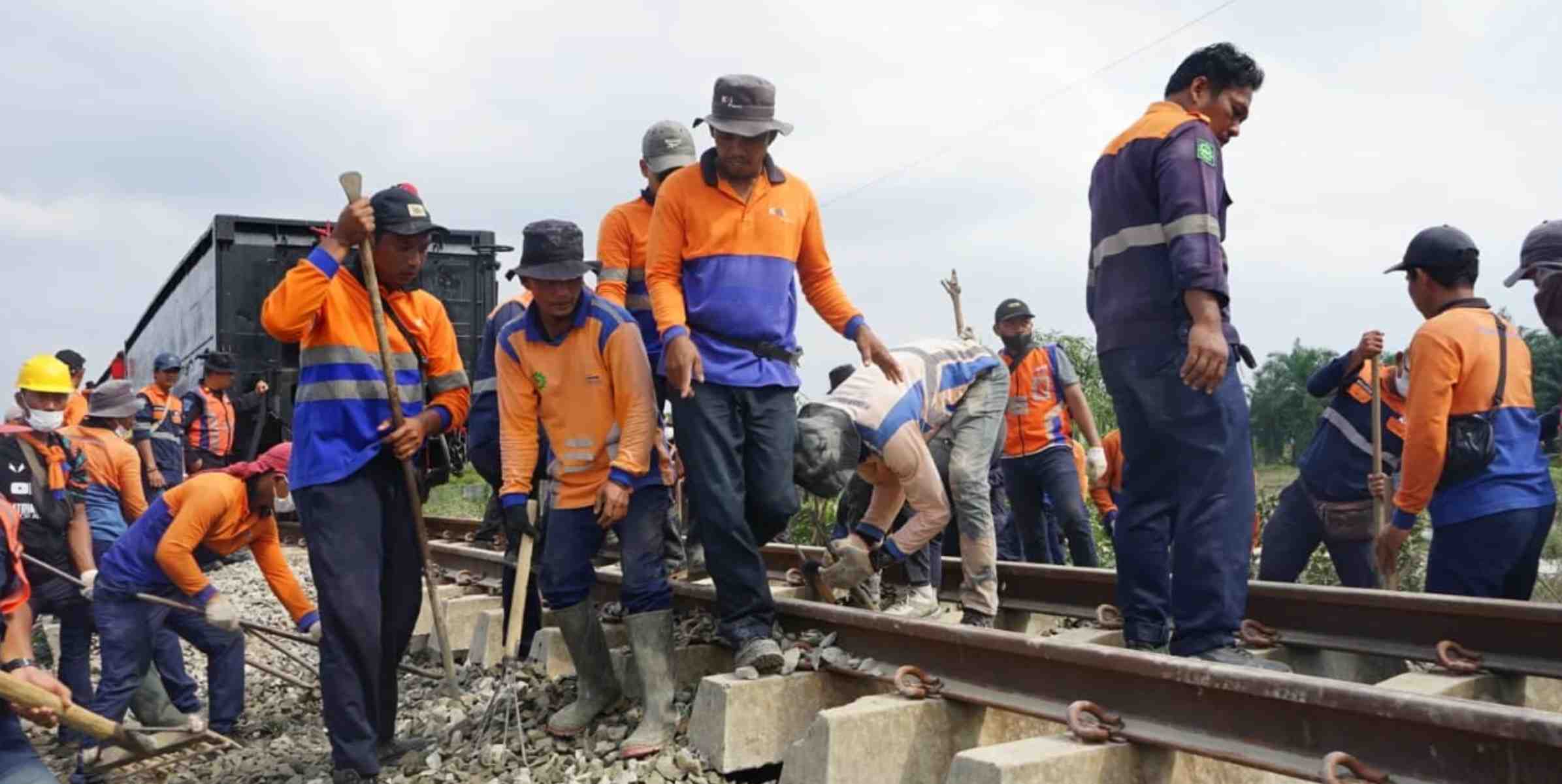 KAI Percepat Pemulihan Jalur KA di Sumbar, Sumut, dan Aceh Pascabencana