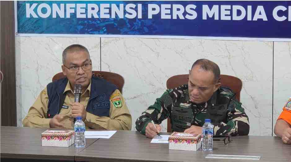 [Siaran Pers] Percepat Penanganan Bencana: Pemprov Sumbar Intensif Lakukan Pencarian Korban, Distribusi Beras, dan Identifikasi Jenazah