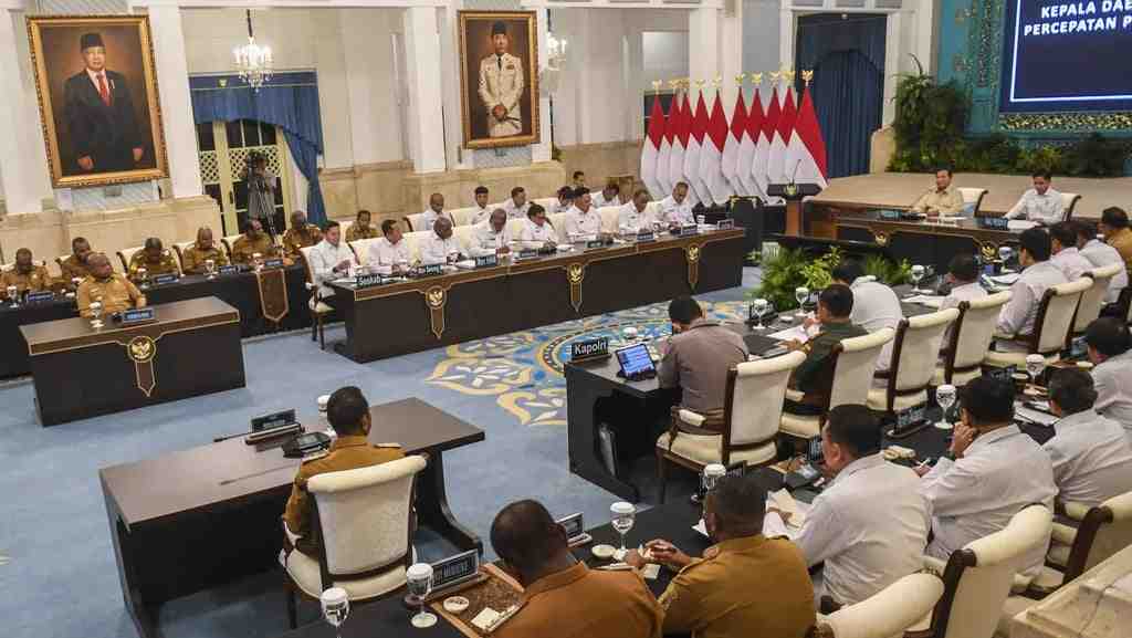 Presiden Terima Laporan KEPP Otonomi Khusus Papua