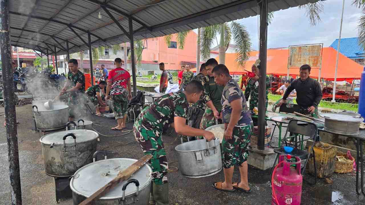 [Siaran Pers] Pemkab Tapteng Pastikan Permakanan Penyintas Bencana Aman dan Tercukupi