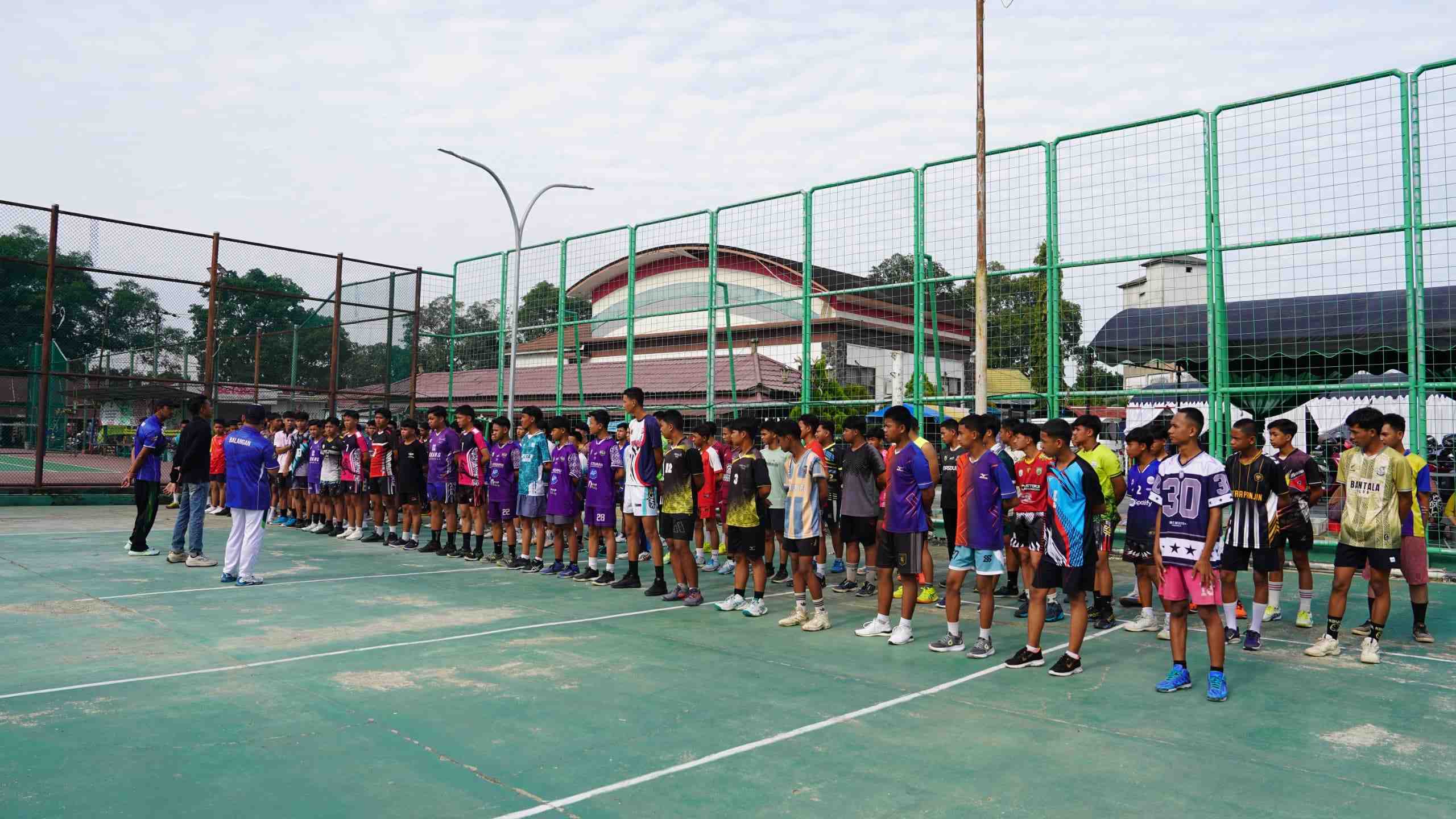 Disporapar Balangan Gelar Seleksi Atlet Basket dan Voli Jelang POPDA 2026