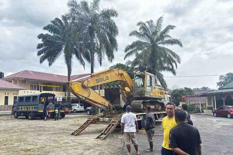 Kementerian ESDM-PPATK Bahas Dugaan Penambangan Emas Ilegal