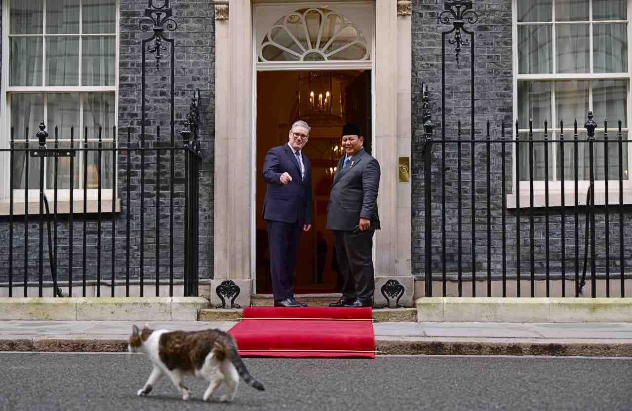 Kunjungan Presiden Prabowo ke 10 Downing Street Dihiasi Sambutan Unik