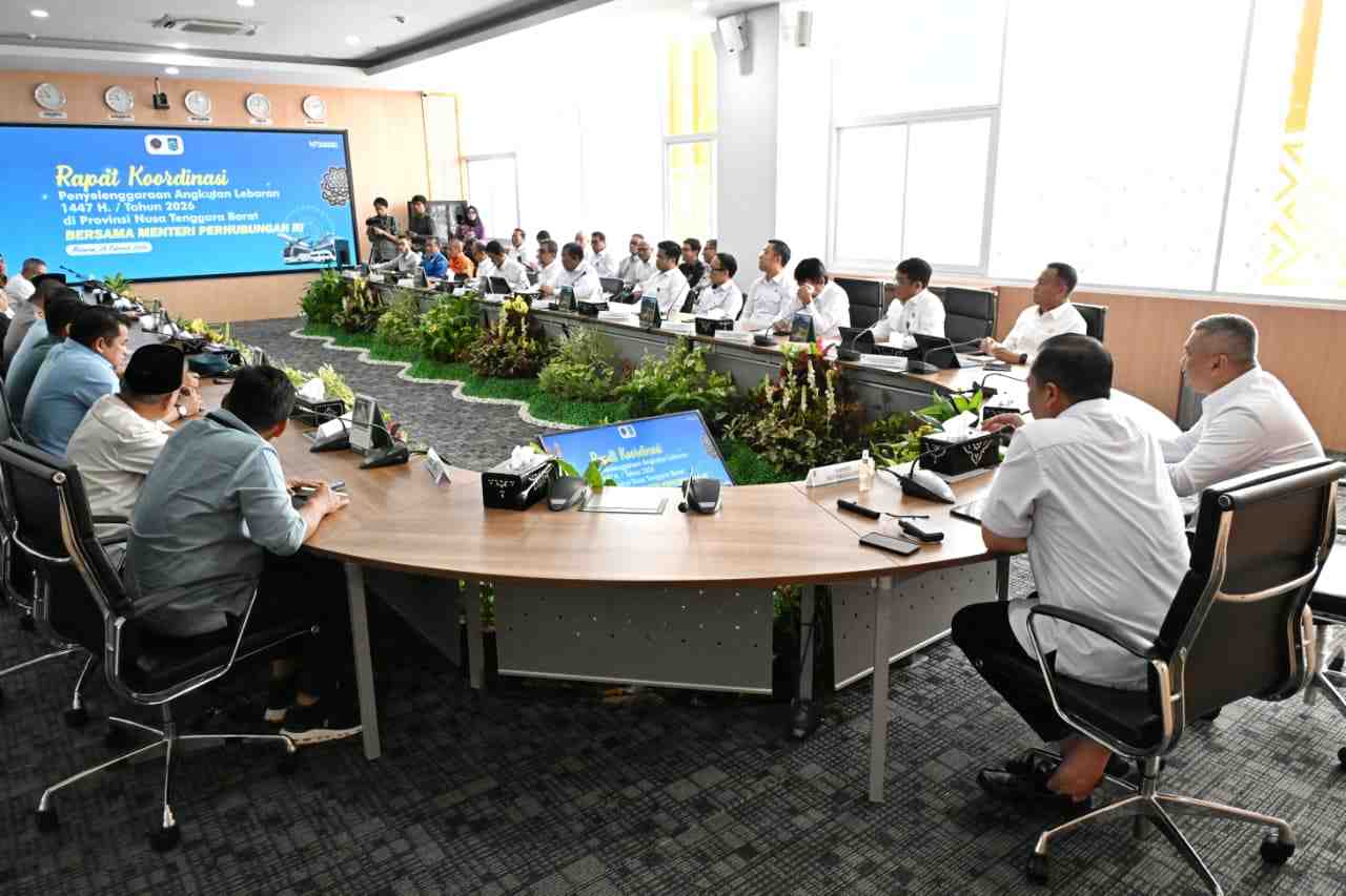 Menhub Temui Gubernur NTB, Perkuat Kesiapan Angkutan Lebaran 2026