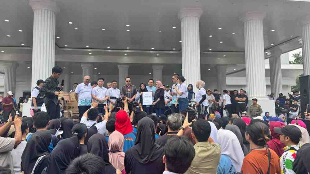 Rangkaian HPN 2026, Doorprize Umroh Warnai Jalan Sehat di Banten