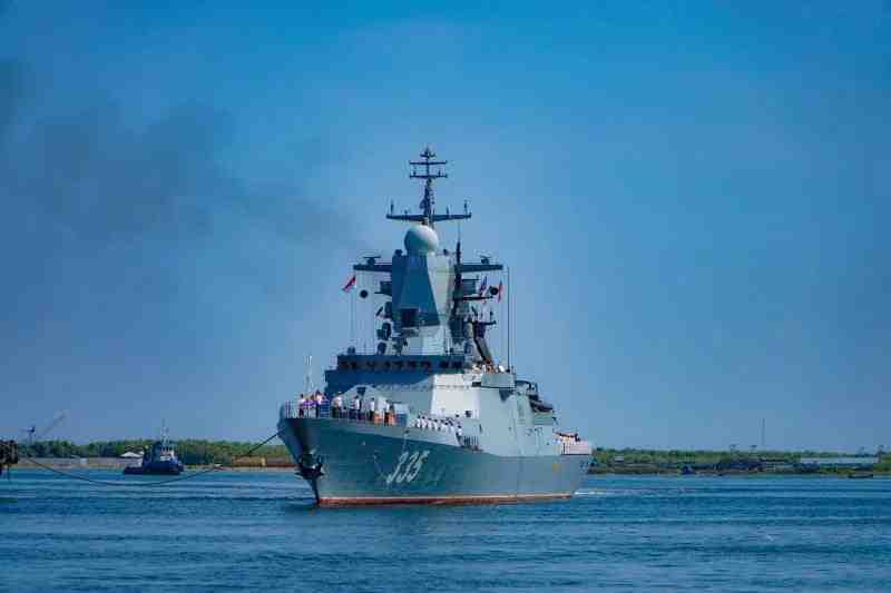  Perkuat Kerja Sama Militer, Kapal Tempur Rusia Sandar di Jakarta