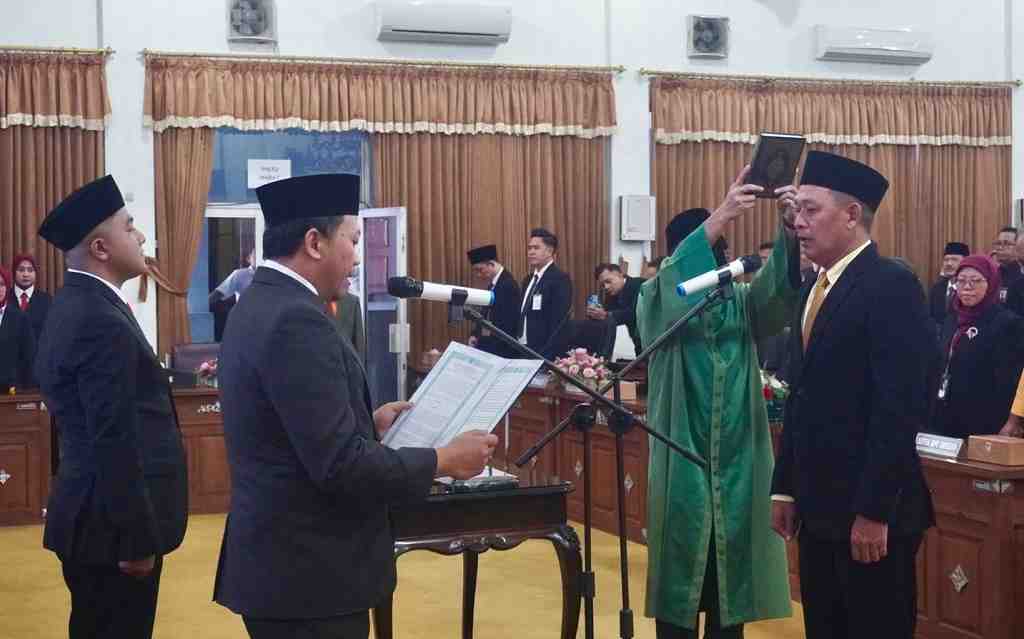 Dilantik Anggota DPRD PAW, Wabup Batang Minta Eko Santoso Perjuangkan Aspirasi Rakyat
