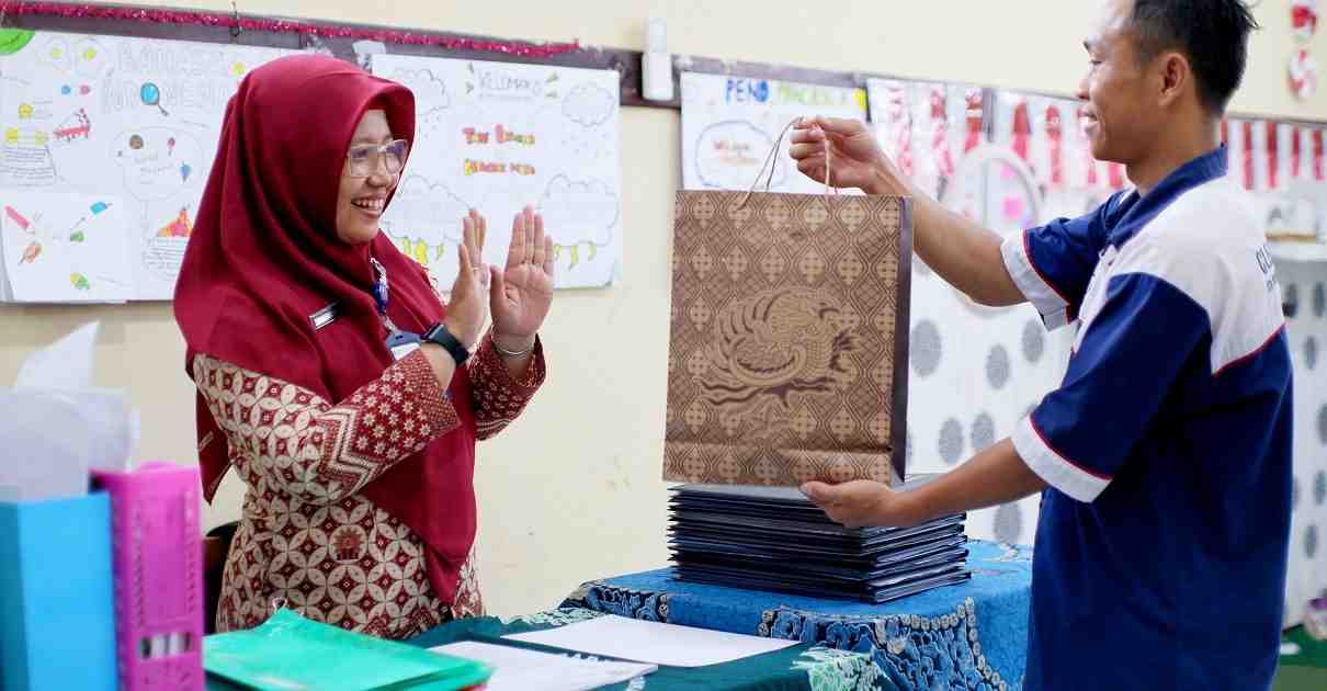 KPK Ingatkan ASN Tolak Gratifikasi dan Permintaan THR