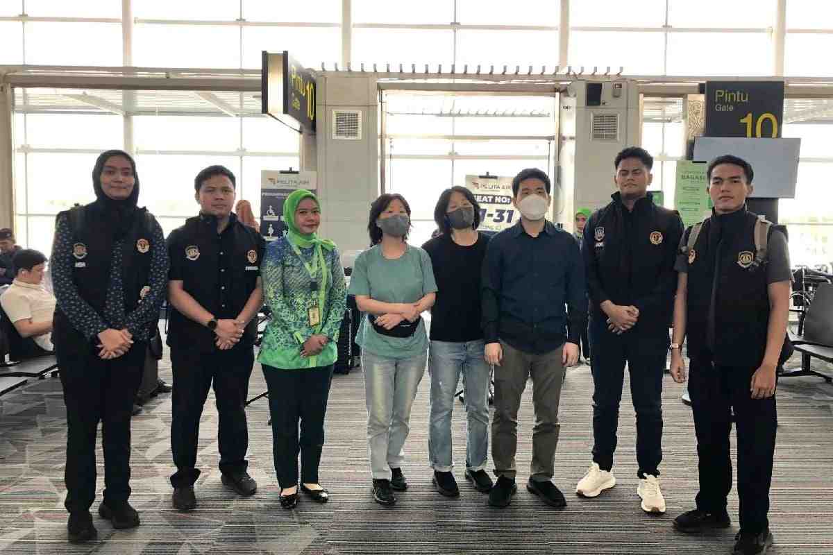 Imigrasi Belawan Deportasi Tiga WN Korea Selatan