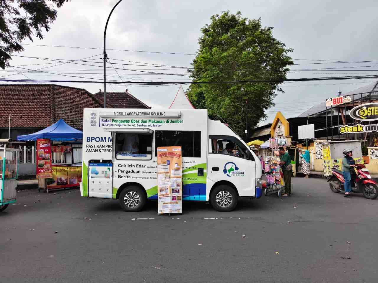 Tak Hanya Uji Lab, Dinkes Lumajang Edukasi Pedagang Soal Keamanan Takjil