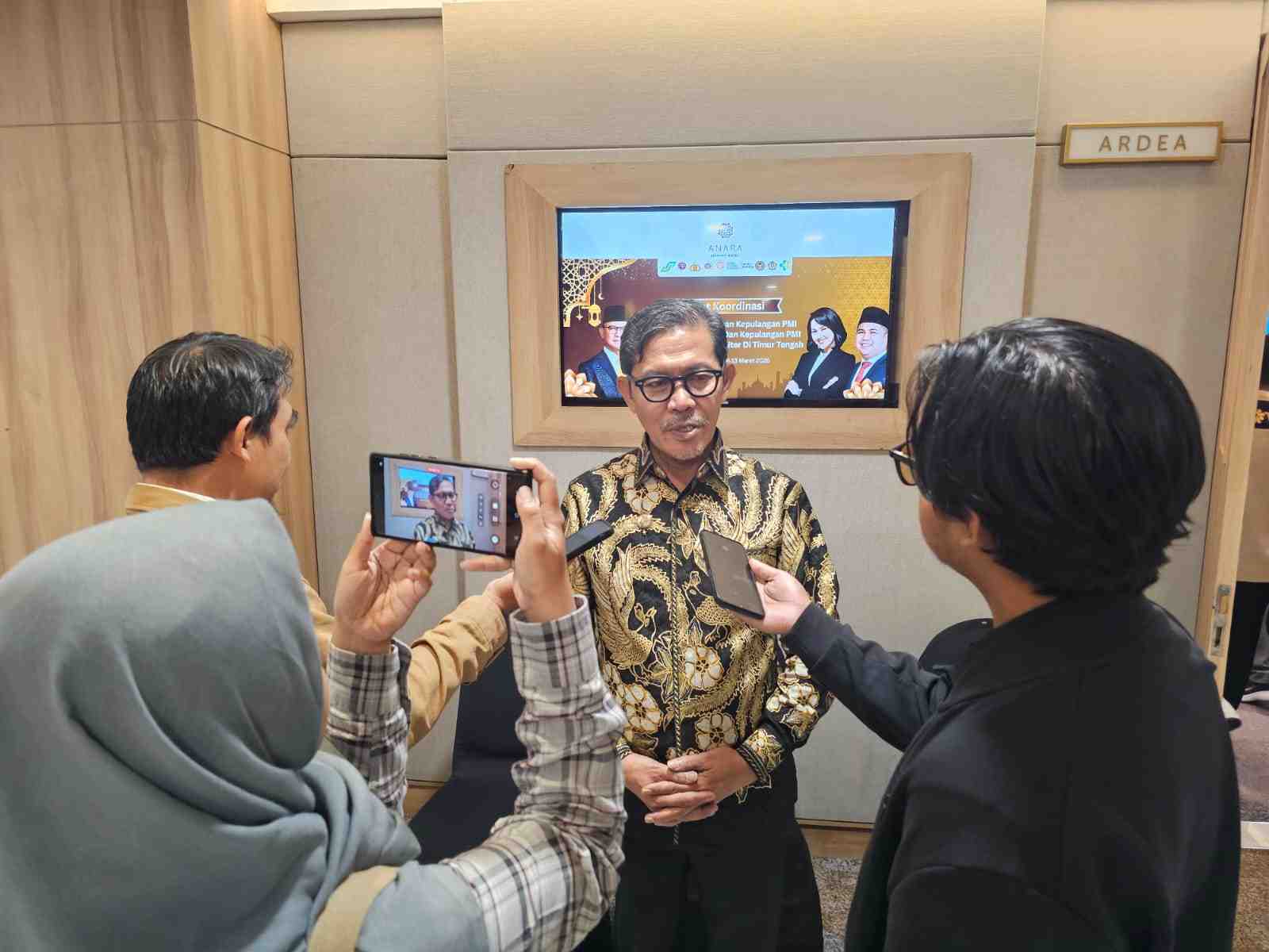 KP2MI Pastikan Pelayanan Optimal bagi PMI yang Tiba di Tanah Air