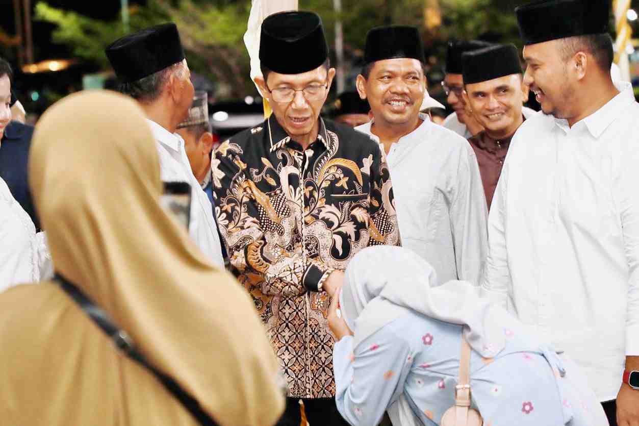 Kinerja Amsakar-Li Claudia: Ekonomi Tumbuh, Kemiskinan Turun hingga Investasi Meroket