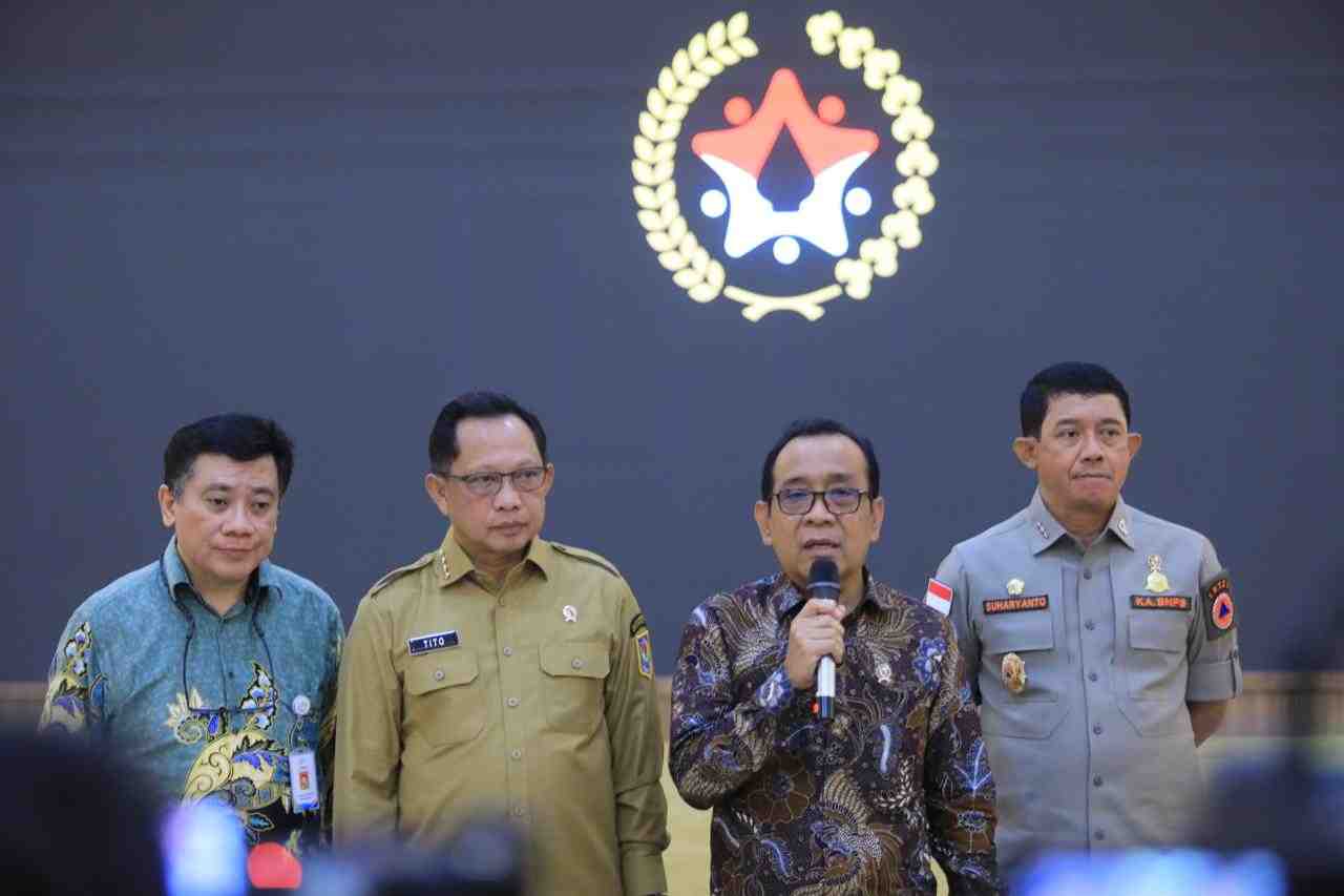 Menko PMK Bahas Percepatan Rehabilitasi dan Rekonstruksi Pascabencana Sumatra