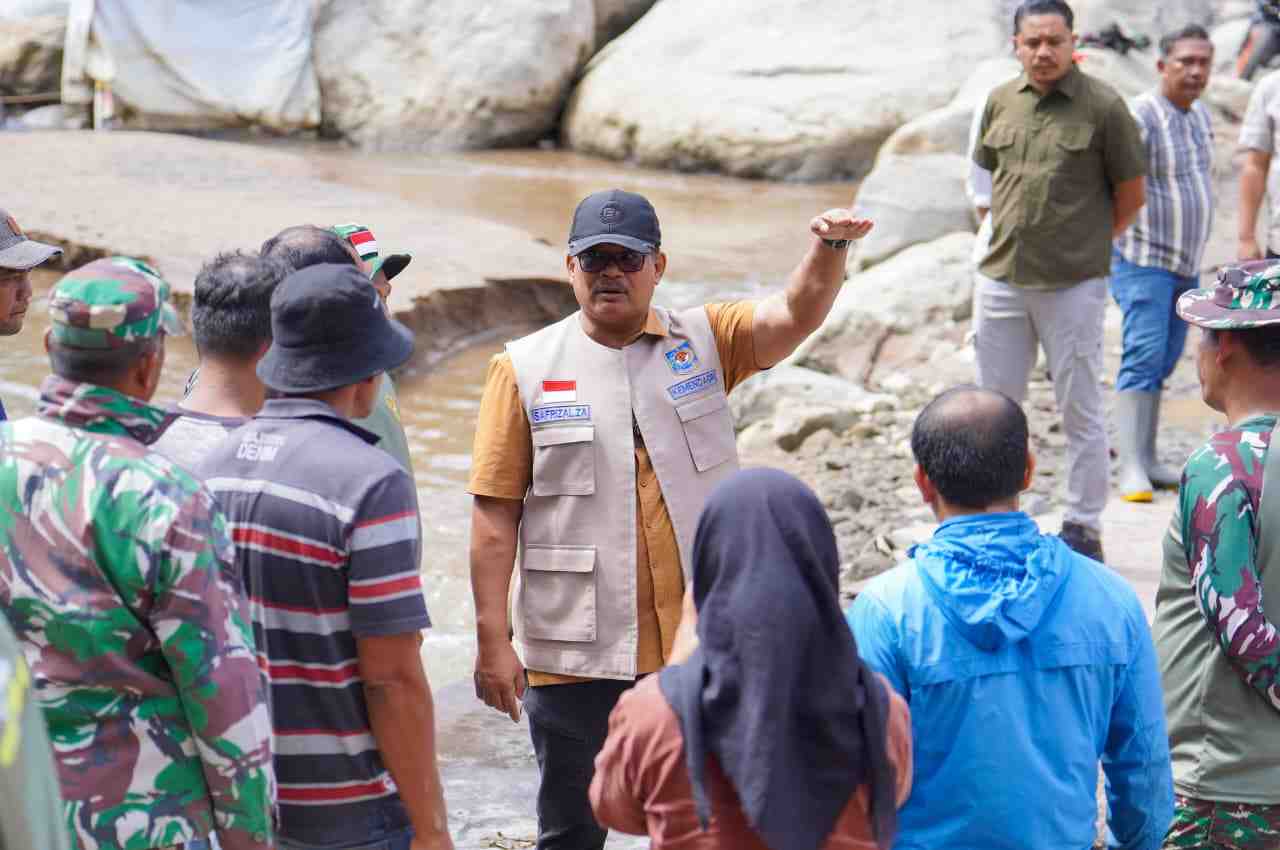 [Siaran Pers] Safrizal ZA Pastikan Progres Jembatan Rangka Baja Wih Porak Berjalan Lancar