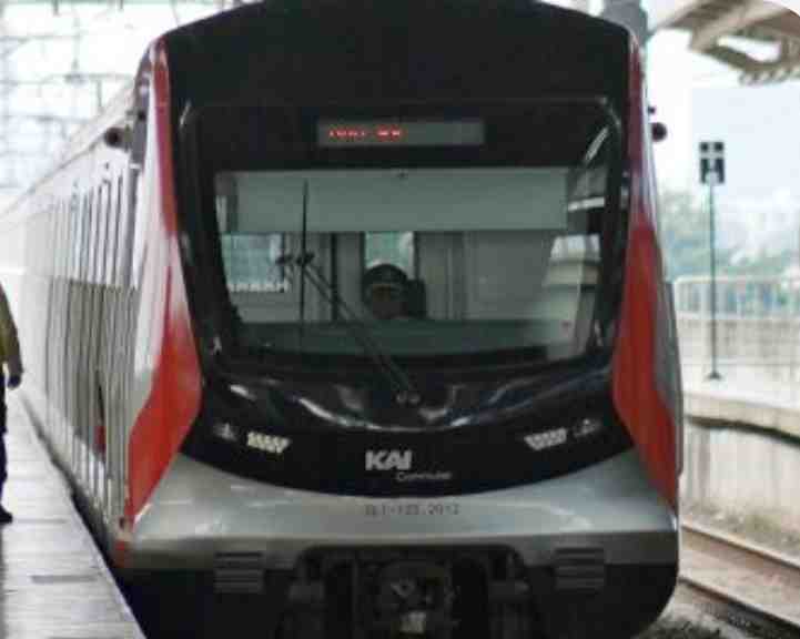 Liburan dari Jakarta ke Purwakarta dengan Commuter Line dan KA Lokal Cuma Rp8.000