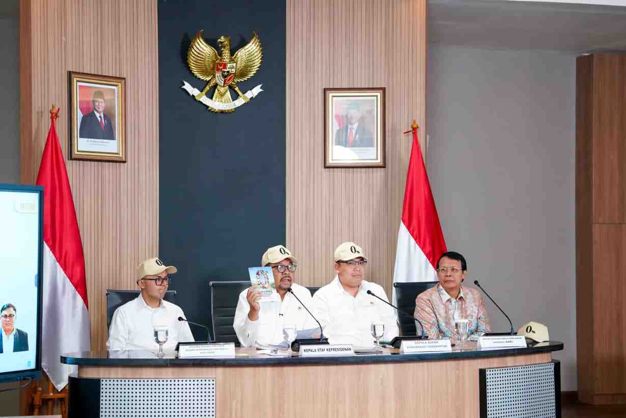 Buku Saku 0% : Komitmen Pemerintah Sejahterakan Rakyat Sepanjang Hayat