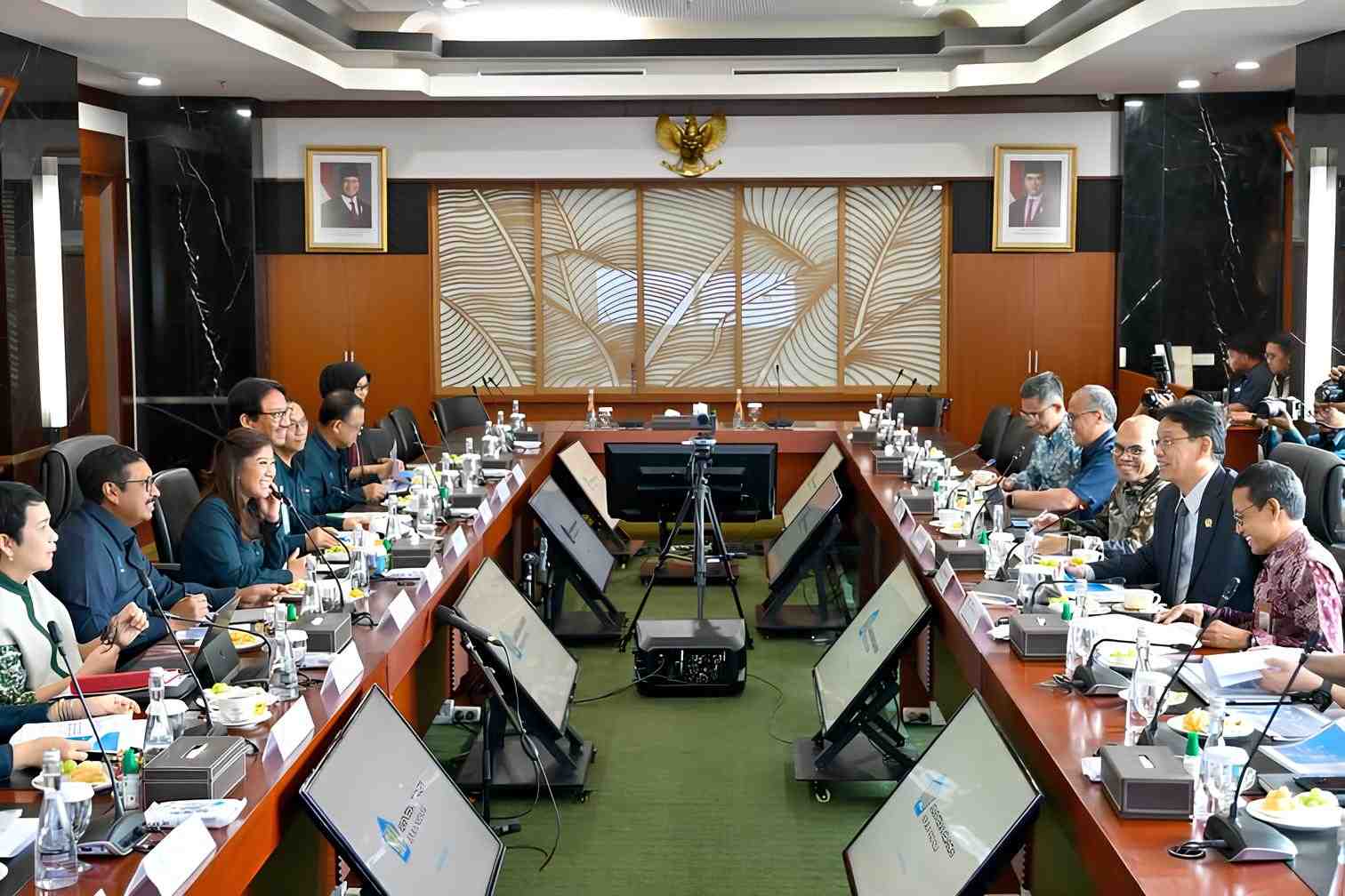 Menkeu Bertemu Menkomdigi: Transformasi Digital Jadi Kunci Hadapi Tantangan Ekonomi
