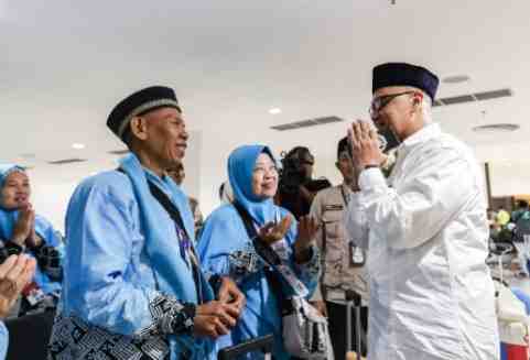 Menhaj Tinjau Layanan Fast Track Haji di Bandara Soekarno Hatta