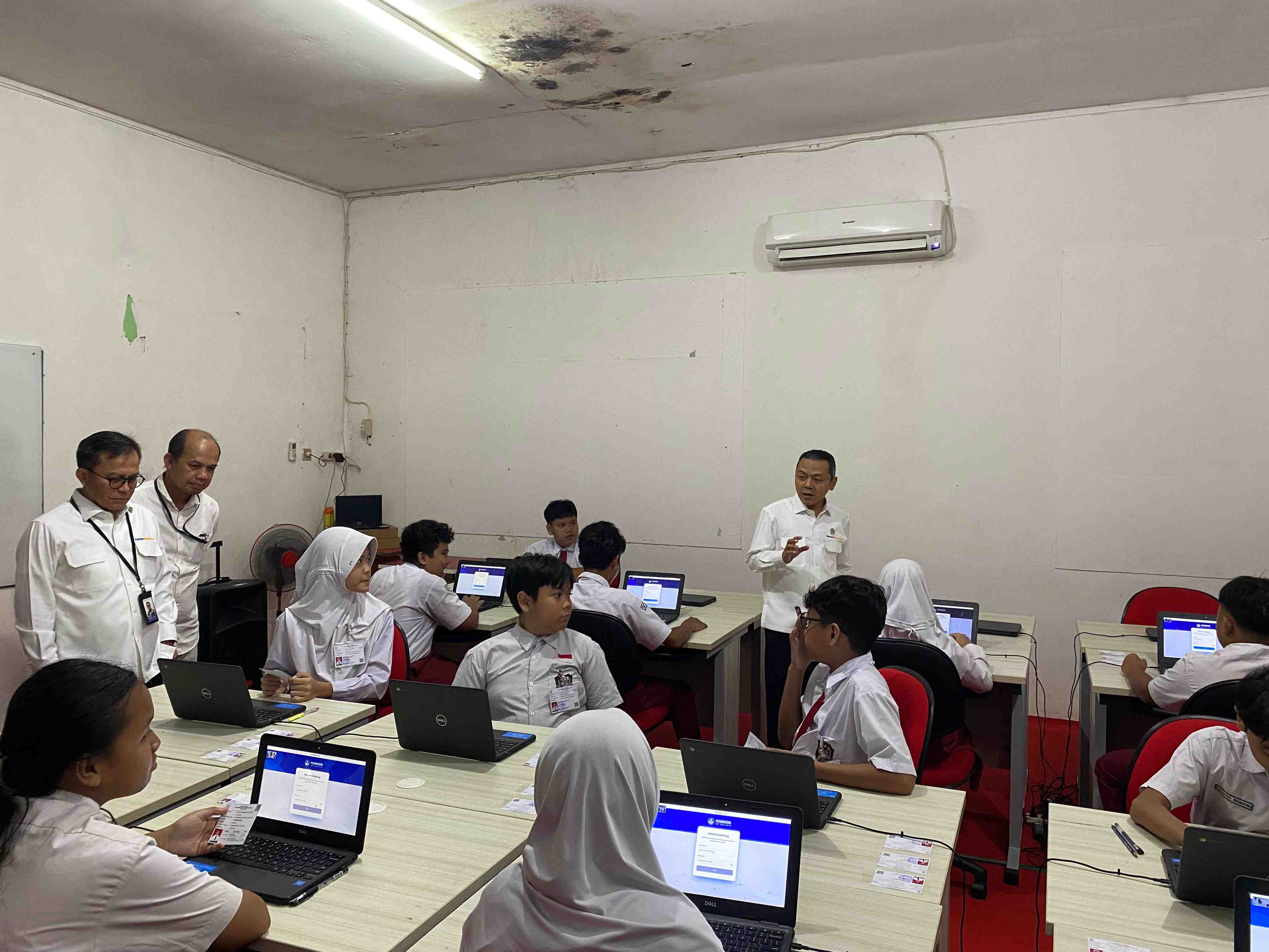 TKA SD Dimulai, Wamendikdasmen Tekankan Ketenangan dan Strategi Pengerjaan Soal